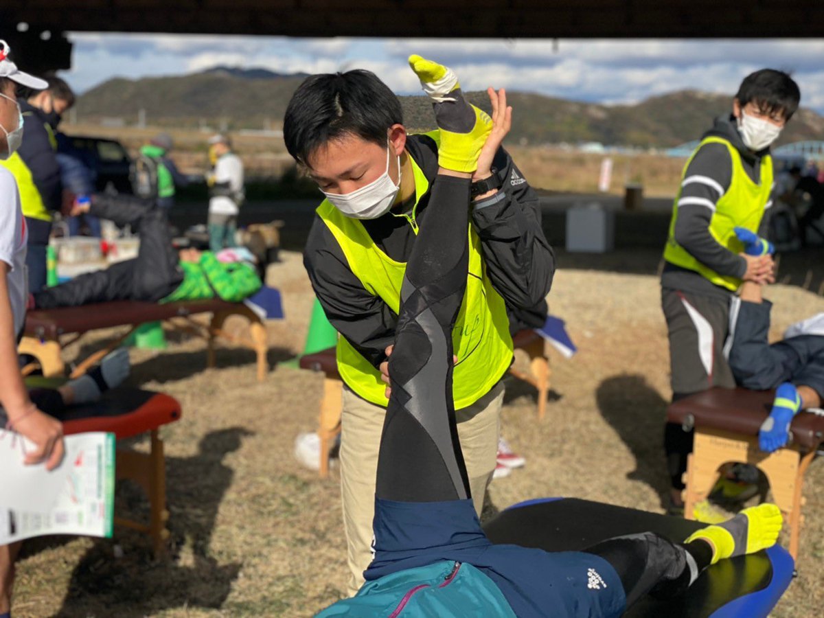 pdsgroup313's tweet image. 【PDS Group メンバー紹介】
〜9代目幹部 西川雄翔〜

加入約3ヶ月、真面目担当の西川雄翔さん✨

何事もきっちり丁寧にこなす

高校時代はサッカー部で当グループフットサル部の復興を掲げる

夢はサッカーの
学生チームでのトレーナー

そう、彼はMr.サッカーなのだ

#PDSGroup 
#学生トレーナー団体