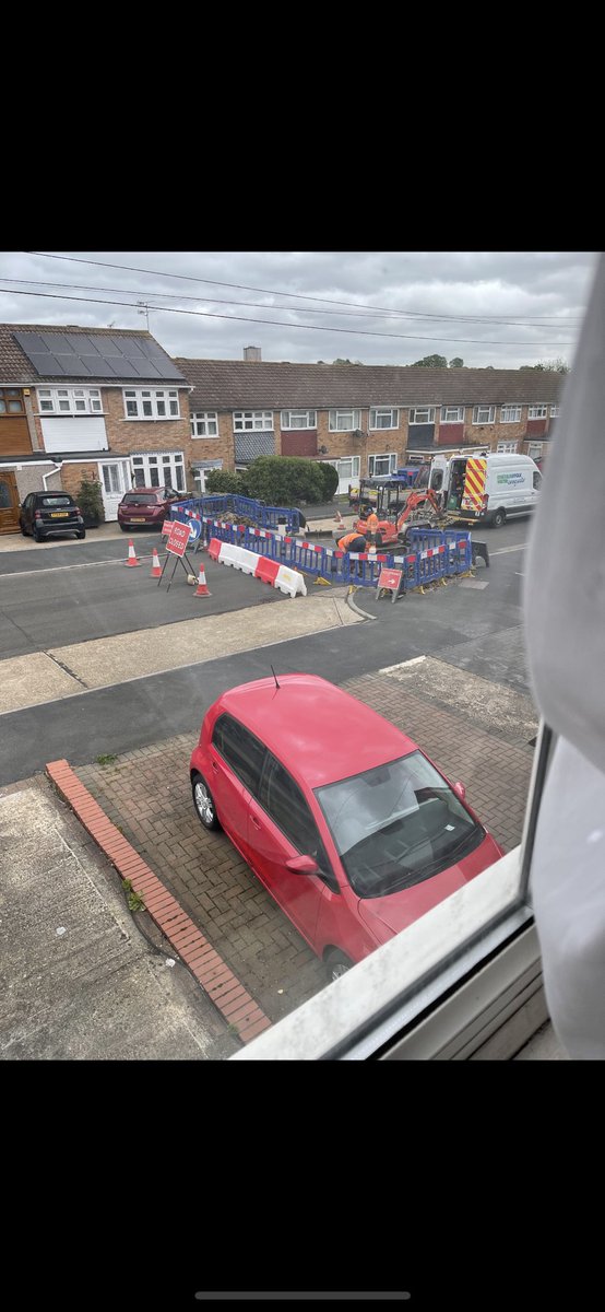 mel4813's tweet photo. @eswater_care What exactly is happening in Navarre Gardens, RM5? Two holes appeared in last 2 days and now the road has been closed off? No notice given to residents at all. https://t.co/9ifwMehkQy