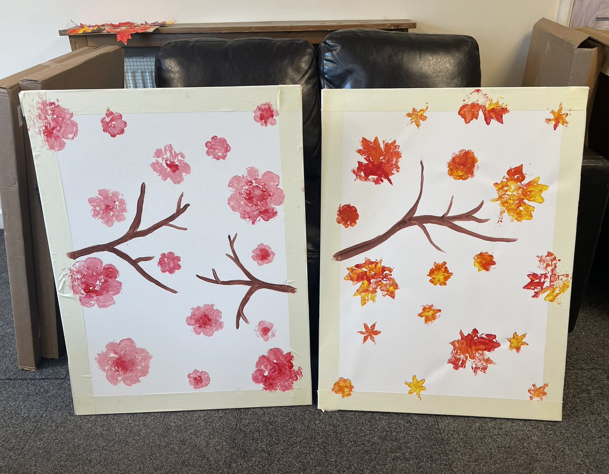 creativemojoMD's tweet photo. Some lovely 1-2-1 classes over the last couple of weeks; bright and colourful (unlike the weather) and getting us in the mood for summer. All completed by people with #learningdisability, #dementia &amp; Physical #Disability 

#carehomes #devon #tiverton #taunton #arttherapy #floral https://t.co/E1KiPrLo9A