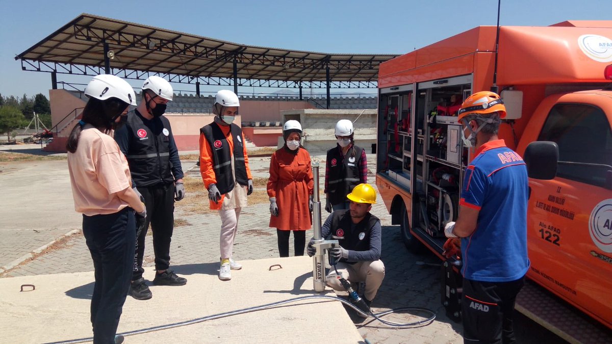 AFAD_Adana's tweet photo. ✅2021 Afet Eğitim Yılı Etkinlikleri kapsamında Gönül Elçileri Arama ve Kurtarma Derneği üyelerine  yönelik olarak düzenlenen 5 gün süreli Hafif Arama ve Kurtarma Eğitimimiz tamamlandı.
 #2021AfetEğitimYılı
@AFADBaskanlik @AFADegitim @TCAdanaValiligi https://t.co/TrNaDBtdIp