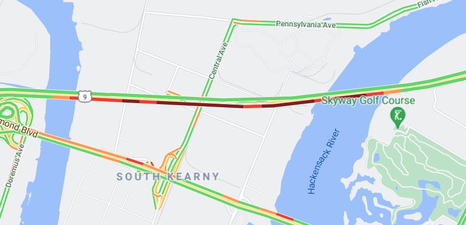 1010stewart's tweet photo. #NJ IB #PulaskiSkyway at the #HackensackRiverBridge (#Kearney) disabled vehicle one lane blocked. @1010WINS @WINSTRAFFICNYC @skywayrehab https://t.co/V2VI2GRWBy