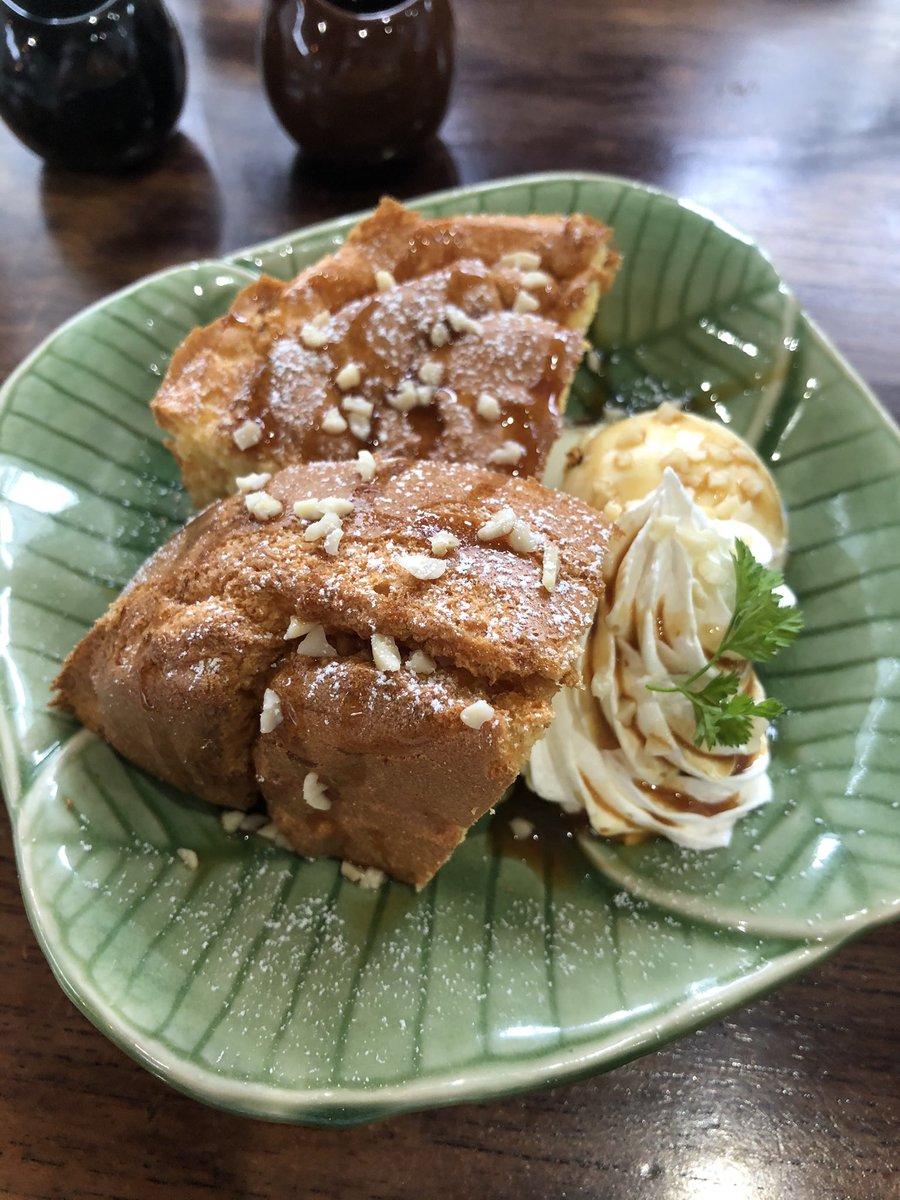 Yu_ri_u_Dai_go's tweet photo. 今日はお友達とご飯食べてきました😊サラダのドレッシングが美味しくて買ってきちゃった(*´艸`)全部美味しかった〜😋🍴🎶
#cafeCocca
#よくばりセット
#パンケーキ https://t.co/oO3giPYWKt