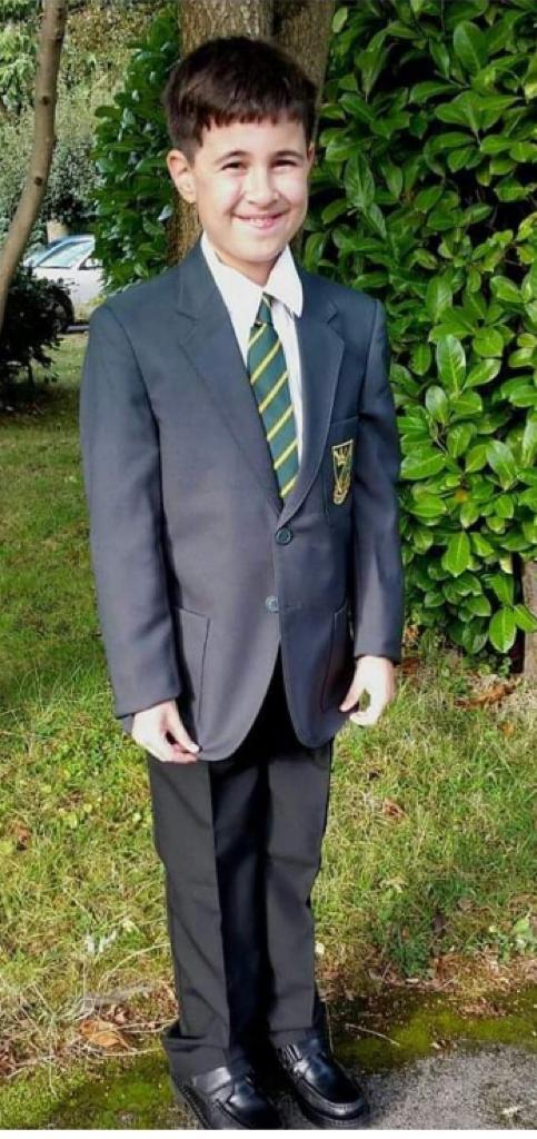 PetroNicolaides's tweet photo. #HowItStartedHowItFinished
Today is my eldest last day at School. An incredible journey with some ups & downs including a 6th Form experience like no other.
We are so incredibly proud of the man he's become.
"Don't just aim high, reach it and grab some happiness along the way." https://t.co/IvHebN2PXb