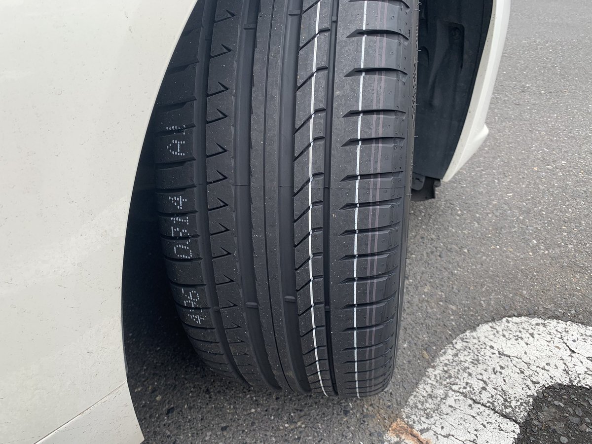 かずぅ R1250gs Adv乗り 縁石ヒットによるタイヤ ホイールダメージ問題 フジで買った際にパンク保証入ってた事を思い出し申請したら通って4本丸ごと新品に交換して頂きました ありがとうフジ コーポレーション タイヤはフジ パンク保証 T かずぅ R1250gs Adv乗り 縁石ヒットによるタイヤ ホイールダメージ問題 フジで買った際にパンク保証入ってた事を思い出し申請したら通って4本丸ごと新品に交換して頂きました ありがとうフジ コーポレーション タイヤはフジ パンク保証 T