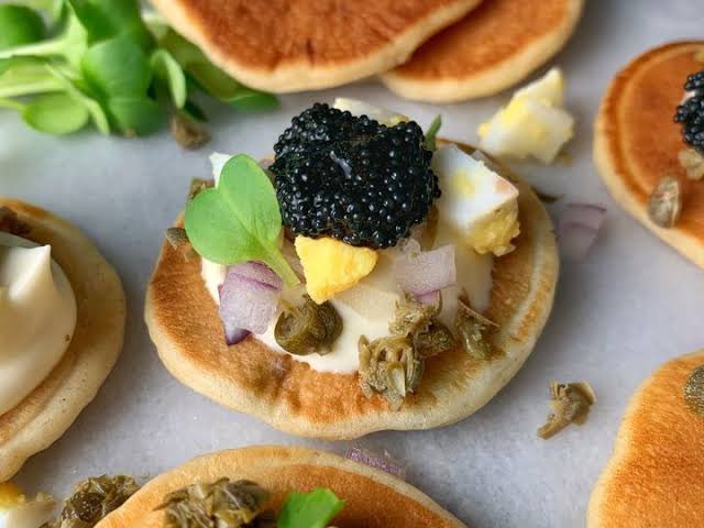 KautukEngineer's tweet photo. Hors d’oeuvre are first course having small one or two small bite items as often served hot or cold. Caviar is an example of hor d’oeuvre normally served with blinis, butter, lemon, shallots, egg yolk and whites.
@tomishra
#iihmbest3years
#hospitalitybuzz
#HTDMIIHMADAY2 https://t.co/e4jXo0nPdB