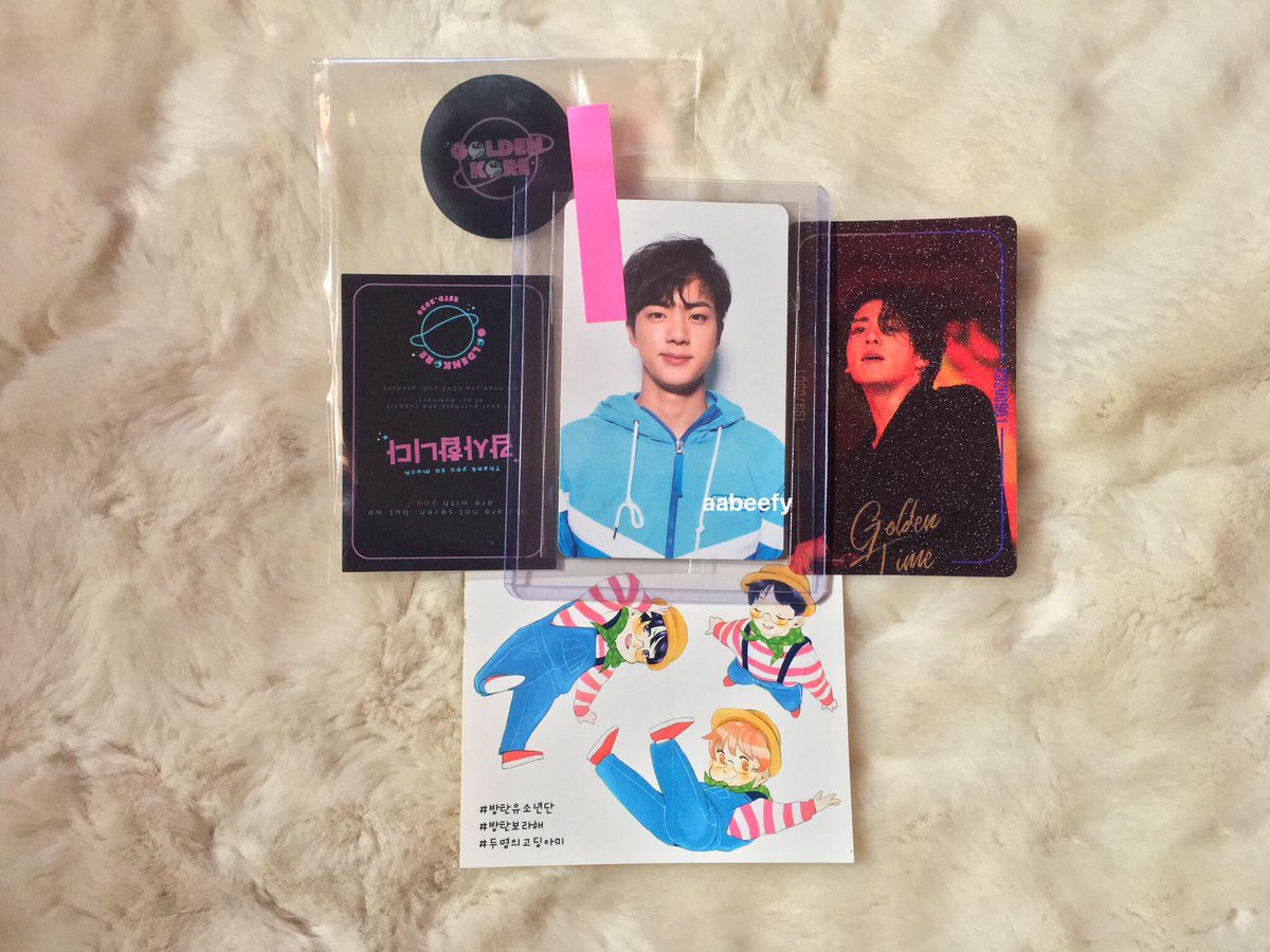 aabeefy's tweet photo. unexpected seokjinnie package from @GoldenKore 🥳 super happy today hehehe

#AGoldenStory
#AWhalienMoment https://t.co/NHy1RnxInz
