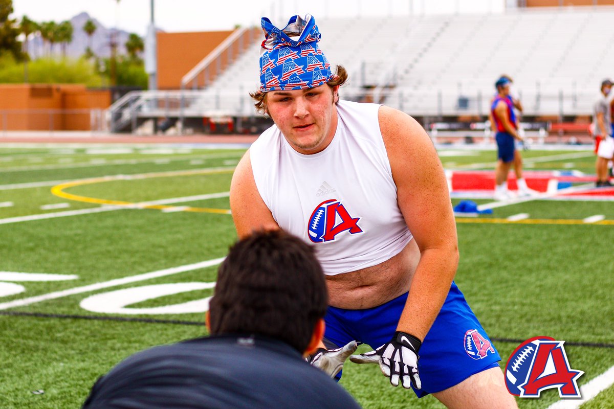 TitanFootballAZ's tweet photo. 🔴 🆚 🔵

SPRING GAME TOMORROW NIGHT 

6 PM, FREE ADMISSION 

🅰️⚔️🏈

📷: @JDigosPhoto 

@ArcadiaSUSD @ArcadiaHSPTO @ArcadiaChaos @ArcadiaDaily @Sports360AZ @AZHSFB @GridironArizona @CodyTCameron @JUSTCHILLY @ZachAlvira @AJMorganWrites #TeamAZV https://t.co/m5x36vsm9D