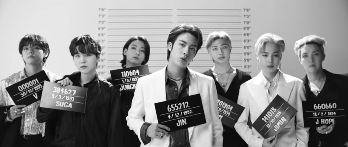TVWatchtower's tweet photo. Jimin's brought a subtle, smooth "Butter-y" style, until the leather look arrived. My jaw is still on the floor. #BTSBackWithButter #GetItLetItRoll #SmoothLikeButter #SmoothLikeBTS #SpreadTheButter #ButterToday https://t.co/eXKsfZ1vAn