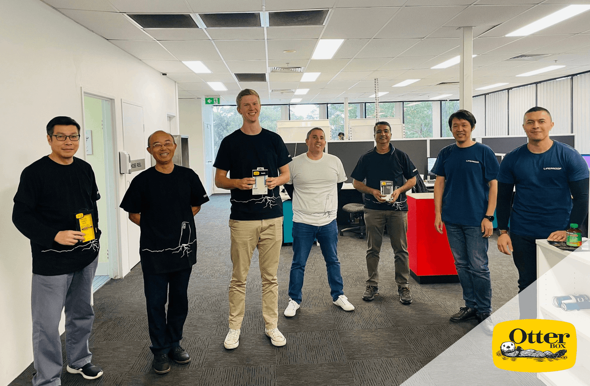 LeaderComputers's tweet photo. Today our Leader Sales Team had the pleasure of having OtterBox talk about their latest product line during our weekly training session.
#Leader #LeaderBlitzDay #OtterBox #Training #LeaderSalesTeam #Distribuition #MobilePowerSolutions @OtterBox https://t.co/jQN8XeGn99