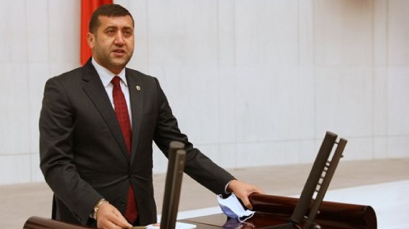 TurkgunGazetesi's tweet photo. Baki Ersoy'dan matrah artırımı ve sicil affı çağrısı
https://t.co/36KzZbUtVN https://t.co/fCtxFNaHqr