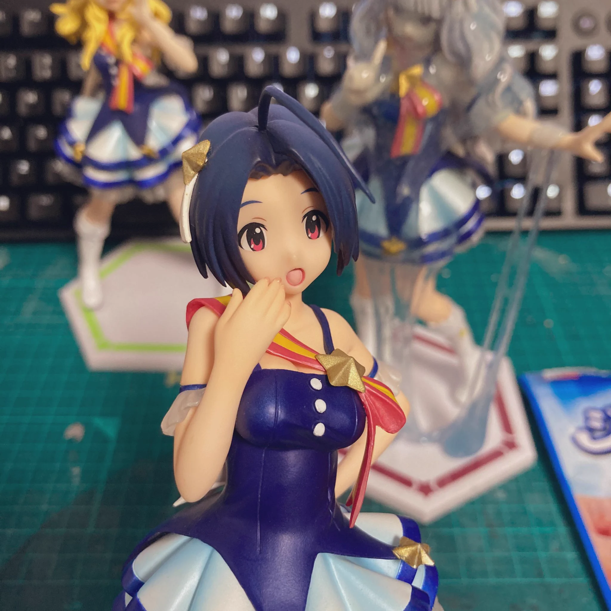 100均のジェルクリーナーが最高！フィギアの細かいほこりもスパッときれいにからめとる！