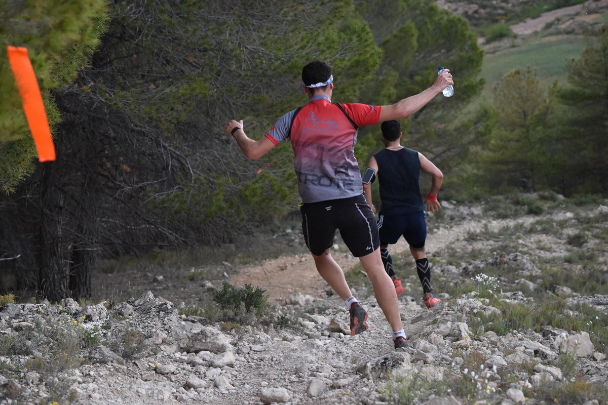 internetfam's tweet photo. Arrancan las competiciones de carreras por montaña en Aragón. El 30 de mayo se disputa la IX #CarreraCiudadDeTeruel, que decidirá el campeonato por clubes. Una prueba con un recorrido muy montañero desde la popular plaza del Torico 
@deporte_aragon #GAMTE

https://t.co/IXIyNTKNmr https://t.co/bupnhEoBWG