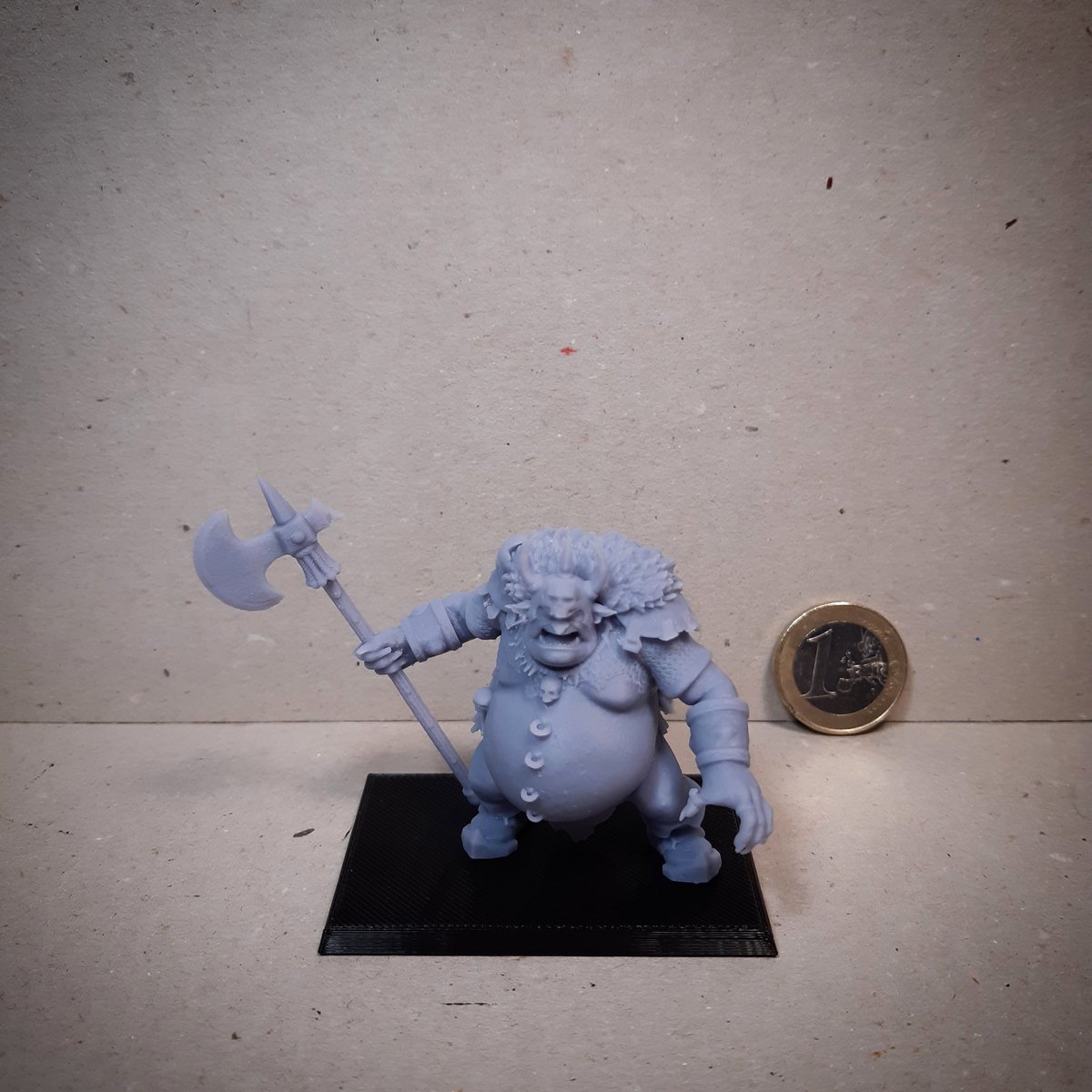 Print4Games's tweet photo. Jefe #goblin para ejército de #WarhammerFantasy .
.
#miniature #warhammer #resina3d #3dresin #3dresinart #impresion3D https://t.co/g0VwtWlg2Z