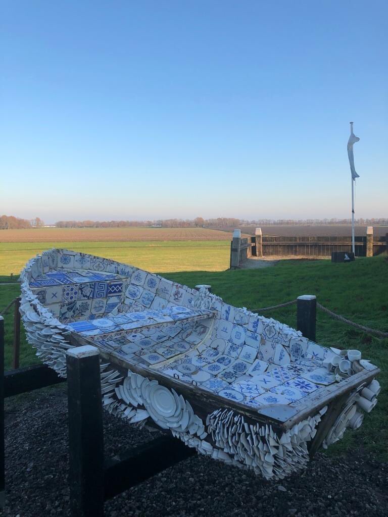 Voor theater moeten we nog even geduld hebben, maar je bent vanaf deze week weer van harte welkom op het buitenterrein van Museum Schokland, in de Kunstuitleen Emmeloord en in de lessen bij Cultuurbedrijf Noordoostpolder. Wij zien enorm uit naar je komst!