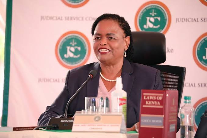 AfricaFactsZone's tweet photo. Justice Martha Koome has become Kenya's first female Chief Justice.

She served as a Judge at the Court of Appeal of Kenya. https://t.co/TMYSmQB9Vr