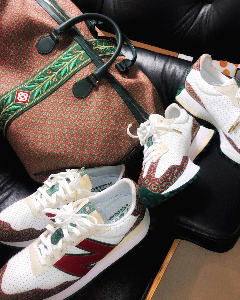 CaminoTV's tweet photo. La New Balance 327 x Casablanca dispo en avance !!  🔥

Grandes tailles : https://t.co/aQwbxkdDLj
Petites tailles : https://t.co/QChLyTSvkY https://t.co/WiTY6yJmHB