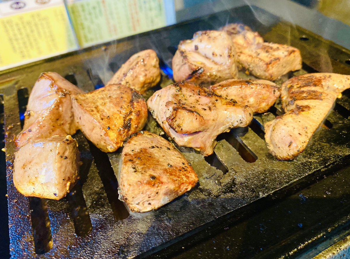 せんべろnet 赤羽 神保町食肉センターさんの焼肉食べ放題ランチ 970円 へ もも ピートロ ハツ レバーなど45分食べ放題 ご飯スープサラダはおかわり自由でお皿が空くとお肉いかがですか と聞いてくれる 想像以上にお肉が新鮮でうまい 特にハツが せんべろnet 赤羽 神保町食肉センターさんの焼肉食べ放題ランチ 970円 へ もも ピートロ ハツ レバーなど45分食べ放題 ご飯スープサラダはおかわり自由でお皿が空くとお肉いかがですか と聞いてくれる 想像以上にお肉が新鮮でうまい 特にハツが