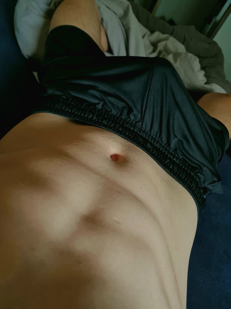 itsJonxs's tweet photo. Just woke up to this 🍆💦

RT if you like bulges 😈 https://t.co/RsiTsXbFoX