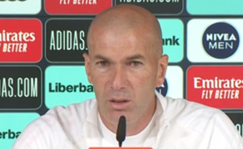 elchiringuitotv's tweet photo. 🔴🎙️ MADRIDISTA ZIDANE: 

❤️"El Real Madrid es la mejor cosa que ha pasado en mi vida".

Nos vemos a las 15:10 en #JUGONES. https://t.co/aw6E47hF8B