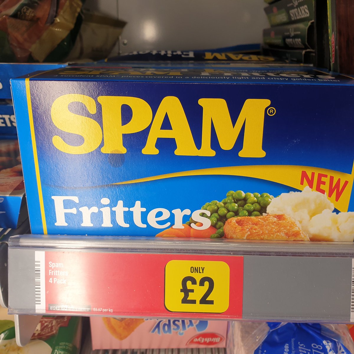 StartLicensing's tweet photo. My latest @LicensingSource #licensing lookout focussed on @IcelandFoods and how they have embraced #brandlicensing
They are doing so much I even forgot to mention their @HulaHoopsUK and #SpaceRaiders products !
#retail #fmcg https://t.co/2oDsvyMK77
