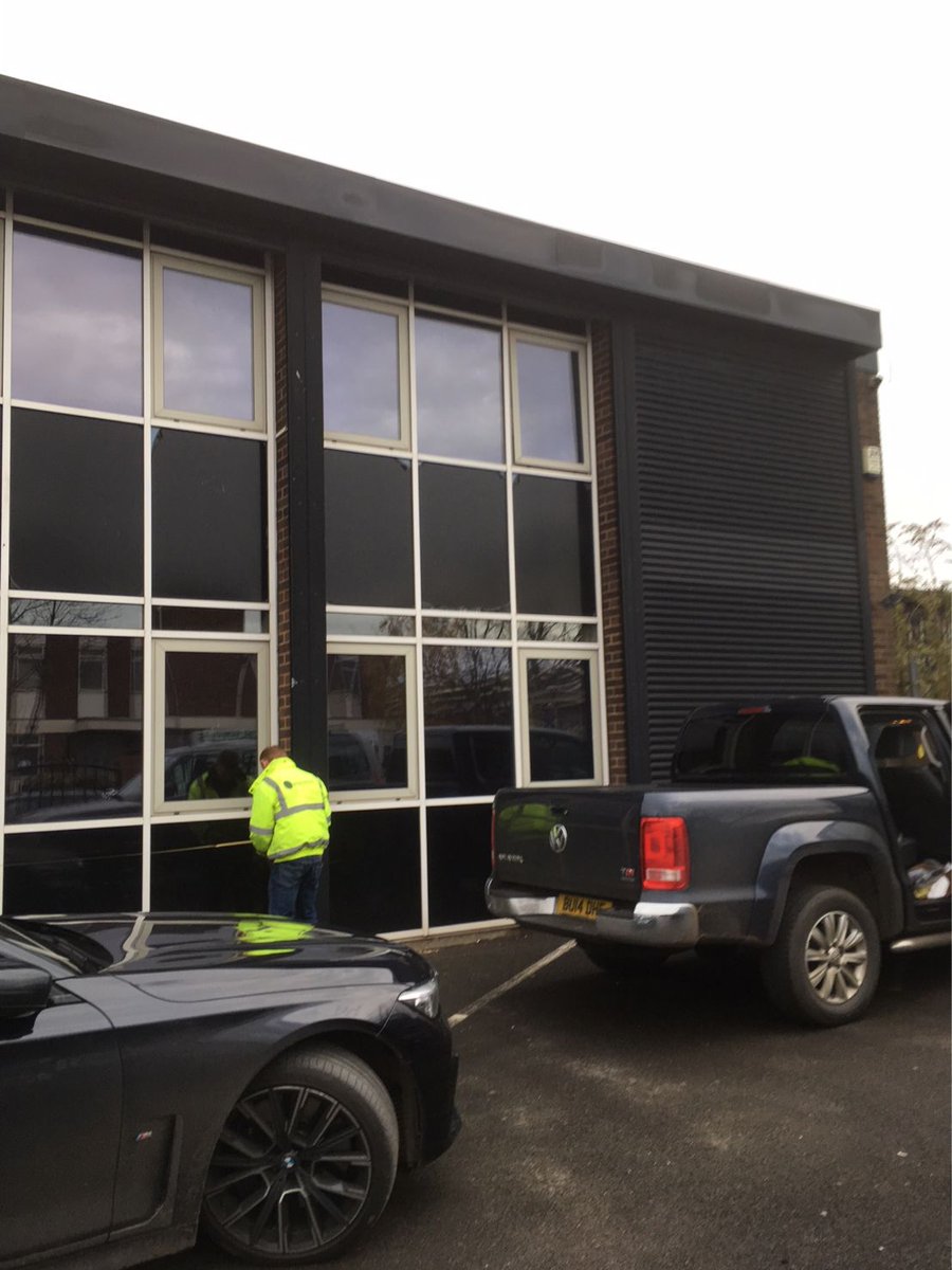 LtdPwf's tweet photo. Nice little curtain walling job complete in Birmingham.  Good to see the before and after, huge difference for this office refurbishment.

Performance Window Fabrications Ltd

#construction #aluminiumwindows #curtainwalling #performancewindows https://t.co/nCf72OHzT5