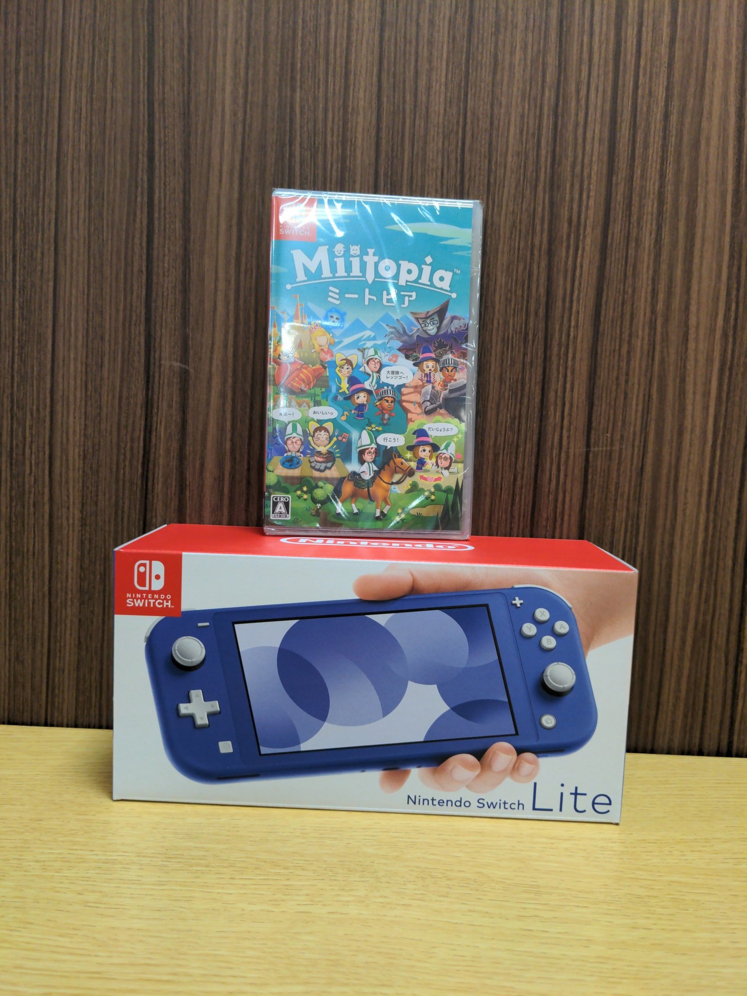 新品 switch lite ブルー メトロイドドレッド 任天堂 四点 即発送