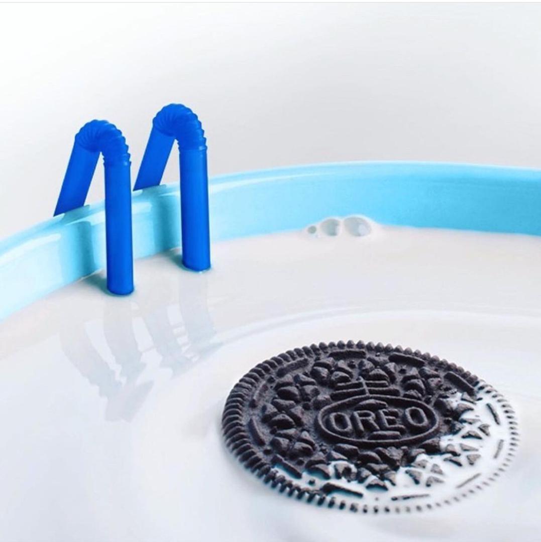 Hey cookies n cream lovers! Our Oreo cookies n cream ice cream is customizable - dive right in with vanilla, chocolate, strawberry or mint chocolate ice cream!