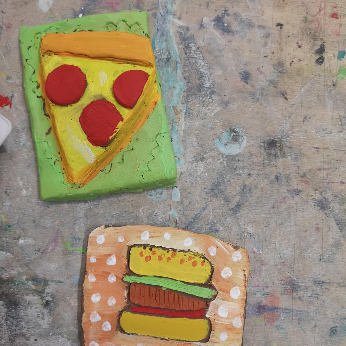 the_turnpike's tweet photo. Do you know a young person who likes art 🎨 and pizza 🍕? We have two FREE half term workshops for 12-17yrs which promise to be fun and creative 😊 (and Covid safe) ➡️https://t.co/RHdep2u48r 
@WLcep @BedfordHighSch @WestleighArts @FredLongworth @WiganLeighCarer @RightsCommunity https://t.co/aOTFkrrOHJ