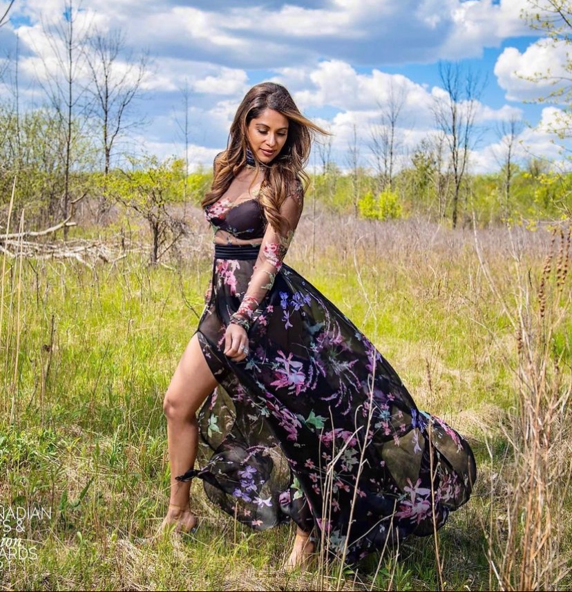 STEPHAN CARAS (@stephancaras) on Twitter photo <a href="/sangita_patel/">Sangita Patel</a> X <a href="/StephanCaras/">STEPHAN CARAS</a> for <a href="/cafawards/">CAFA</a> 🇨🇦❤️
Sangita is an ethereal beauty vision wearing our LETHE Collection Couture gown. Style director <a href="/AliciaMac2013/">Alicia McNamara</a> 📸 George Pimentel etcanada.com/photos/782620/… <a href="/sangita_patel/">Sangita Patel</a> X <a href="/StephanCaras/">STEPHAN CARAS</a> for <a href="/cafawards/">CAFA</a> 🇨🇦❤️
Sangita is an ethereal beauty vision wearing our LETHE Collection Couture gown. Style director <a href="/AliciaMac2013/">Alicia McNamara</a> 📸 George Pimentel etcanada.com/photos/782620/…
