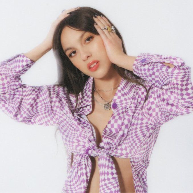 PopBase's tweet photo. Olivia Rodrigo reveals she wants to collab with BLACKPINK in a new interview. https://t.co/cvFtFVORva