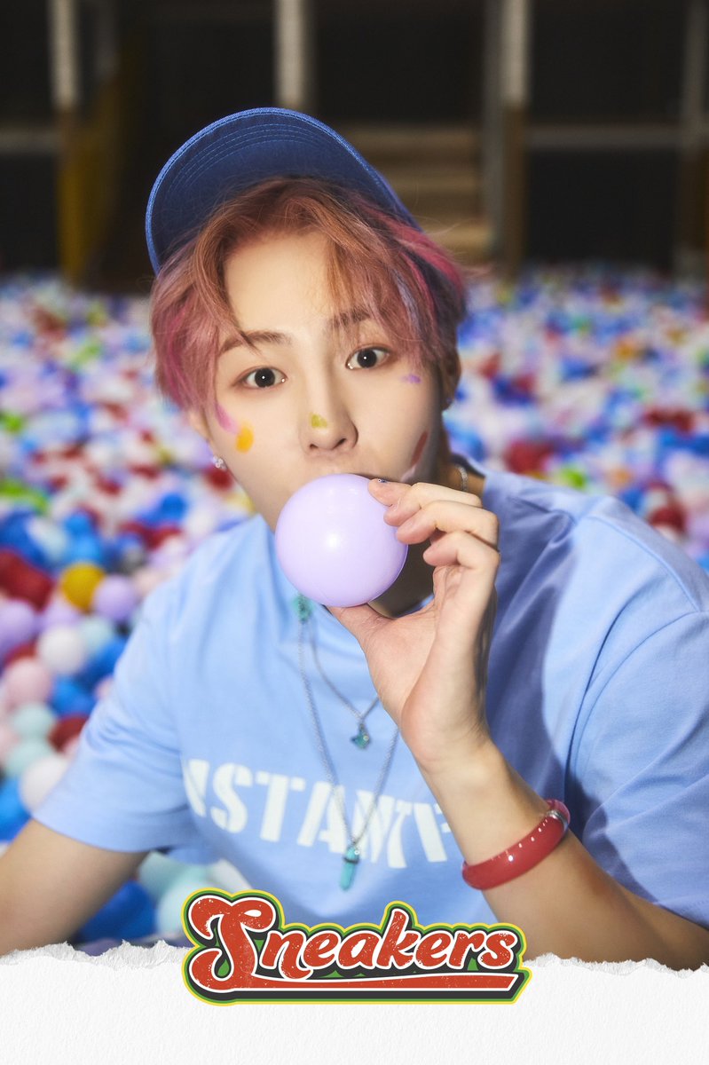 [☁]
⠀
HA SUNG WOON
5th MINI ALBUM
⠀
ଘ Sneakers ଓ
⠀
2021.06.07 6PM (KST)
RELEASE
⠀
#하성운
#HASUNGWOON
#Sneakers
#COMEBACK
⠀