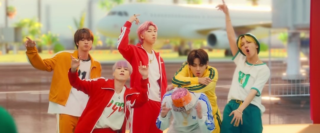 5 ildir enməsini gözlədiyimiz təyyarə butter erada endi 
#BTS_Butter #BTSBackWithButter