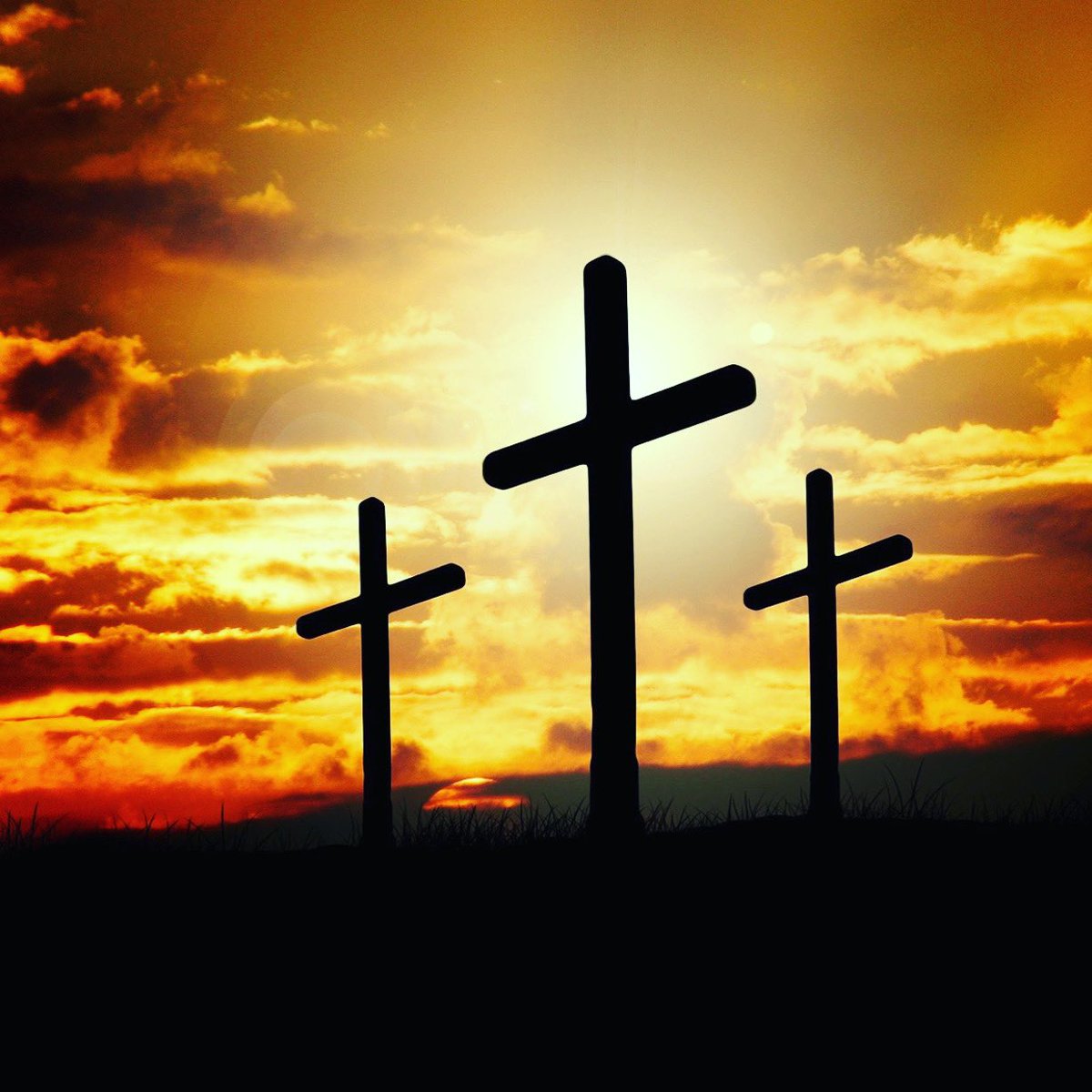 Mateus 23:3 

“Obedeçam-lhes e façam tudo o que eles dizem a vocês. Mas não façam o que eles fazem, pois não praticam o que pregam.”

Quando a liderança é incoerente em seu modo de agir com aquilo que é ensinado não permita que esse mau exemplo torne você um desobediente.