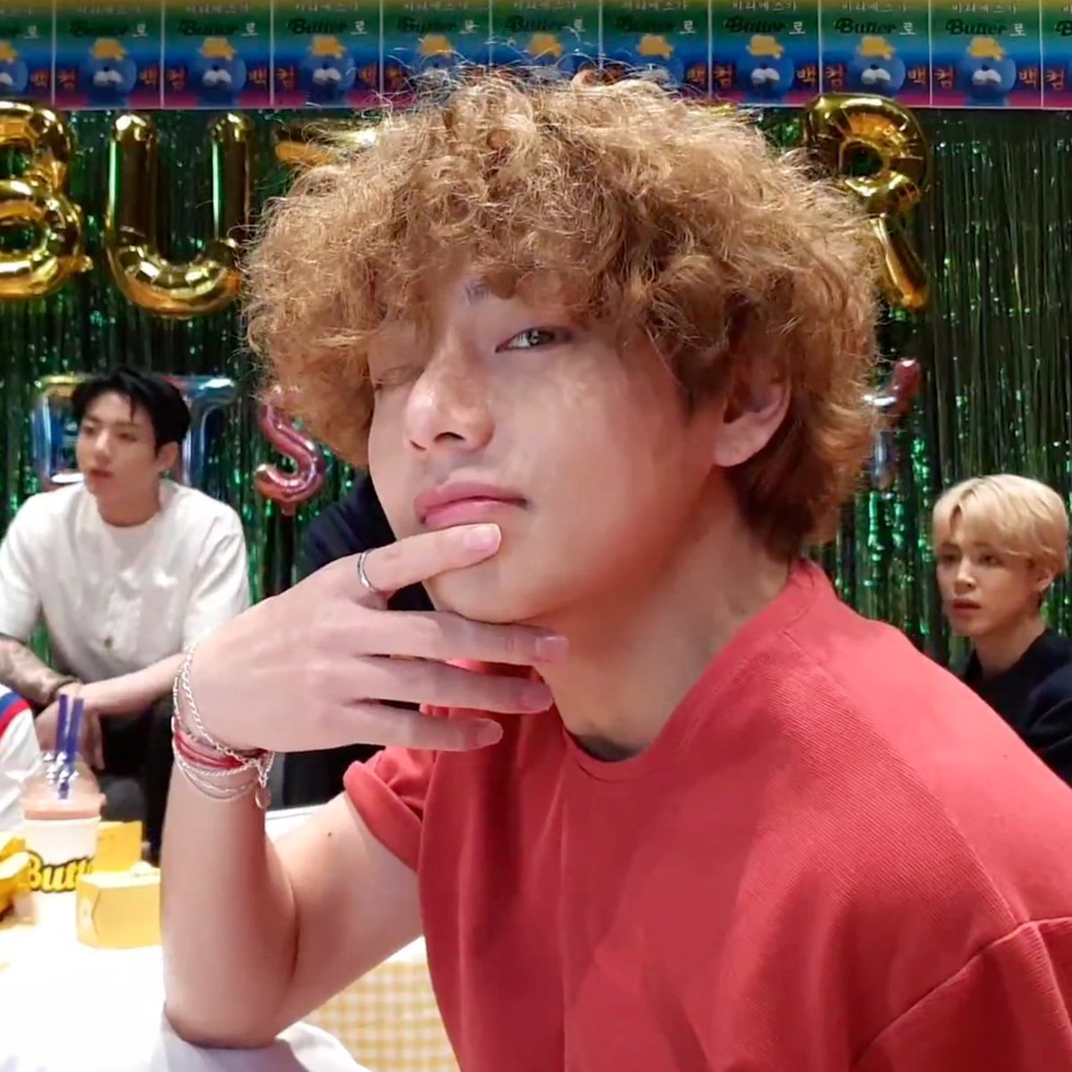 PREVIEW95's tweet photo. ㅠㅠㅠㅠ

#V #뷔 #태형 #テテ 
#TAEHYUNG #BTS https://t.co/dSQnmQTvfE