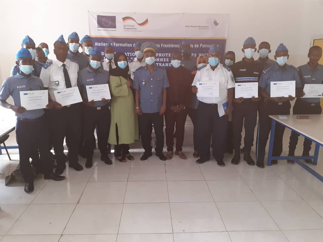 NgapaTheophile's tweet photo. Closing Ceremony of the training workshop "Identification and protection of human trafficking victims in the context of migrants in transit".
Académie de Police (APIFA) Djibouti.
Many thanks for the experience sharing!
#APIFA; #BetterMigrationManagement
Next step EI3PJ! https://t.co/GtiIpMekE9