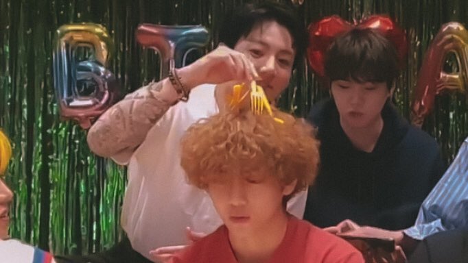 kookvtwins's tweet photo. when jungkook does something to taehyung and he keeps laughing at it 🥺 https://t.co/qj4E2pb0ml