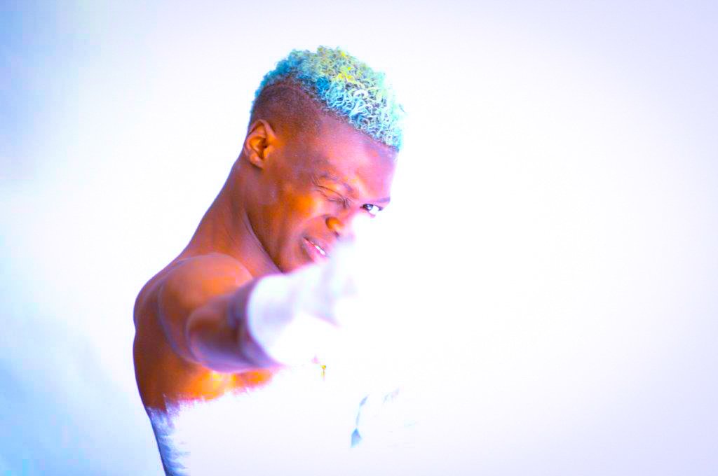 TshepoOmegaRon_'s tweet image. ... Take Cover... 
M.U.A : @makeupdonebytasha4411 
Edit : @perceptions_by_jacqui
📷 : @johnny_taute 
🖤💜
#RageModels #StyleID #featuredmodel #TheModelAcademy #featuremeSA #model #MakeUpDoneByTasha4411 #MakeUpDoneByTasha #JohnnyTaute #PerceptionsByJacqui #TakeCover #MaleModel