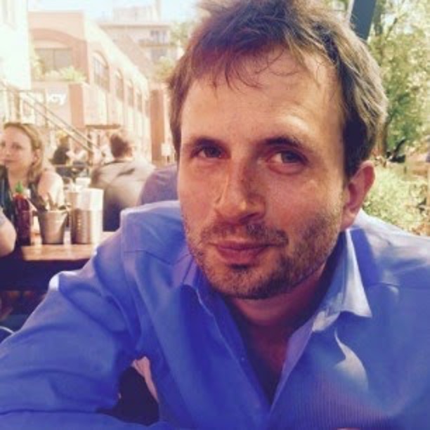 Tonight’s top trio of #WaitingForLefty panellists are @LBBuryS, <a href="/danielvockins/">Daniel Vockins</a> of <a href="/NEON_UK/">New Economy Organisers Network</a> and the brilliant Labour MP and campaigner <a href="/stellacreasy/">stellacreasy</a>. Hugely excited to chat all things Lefty and hear their thoughts on how to change the world.
Book now: bit.ly/3bn5XTo 🚖