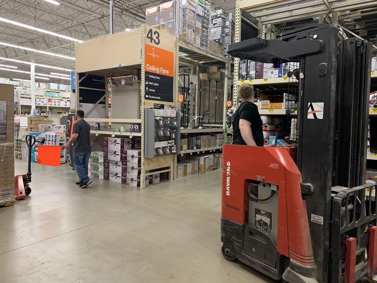 Early morning safety goals! #zoneofsafety <a href="/1jsearcy/">Jeff Searcy</a> <a href="/MAPMTomD239/">Tom Rankin</a> <a href="/HDsouthportIN/">Southport Home Depot</a>