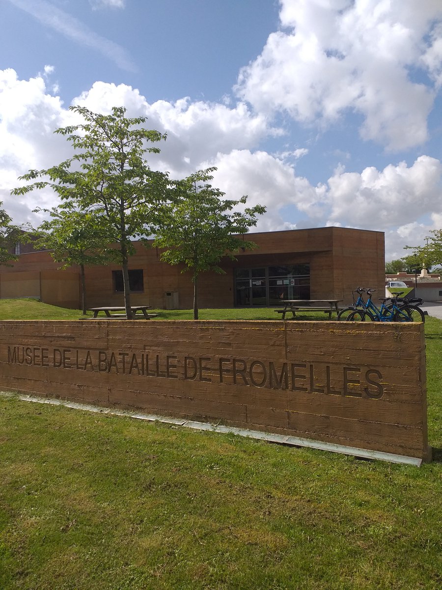 2⃣ #LeSaviezVous Les #Weppes sont propices à la découverte en🚲
L'<a href="/OTARMWEPPES/">Armentiérois&Weppes Tourisme</a> propose des circuits et des locations de vélos électriques, une idée pour nous rendre visite ?

2/2