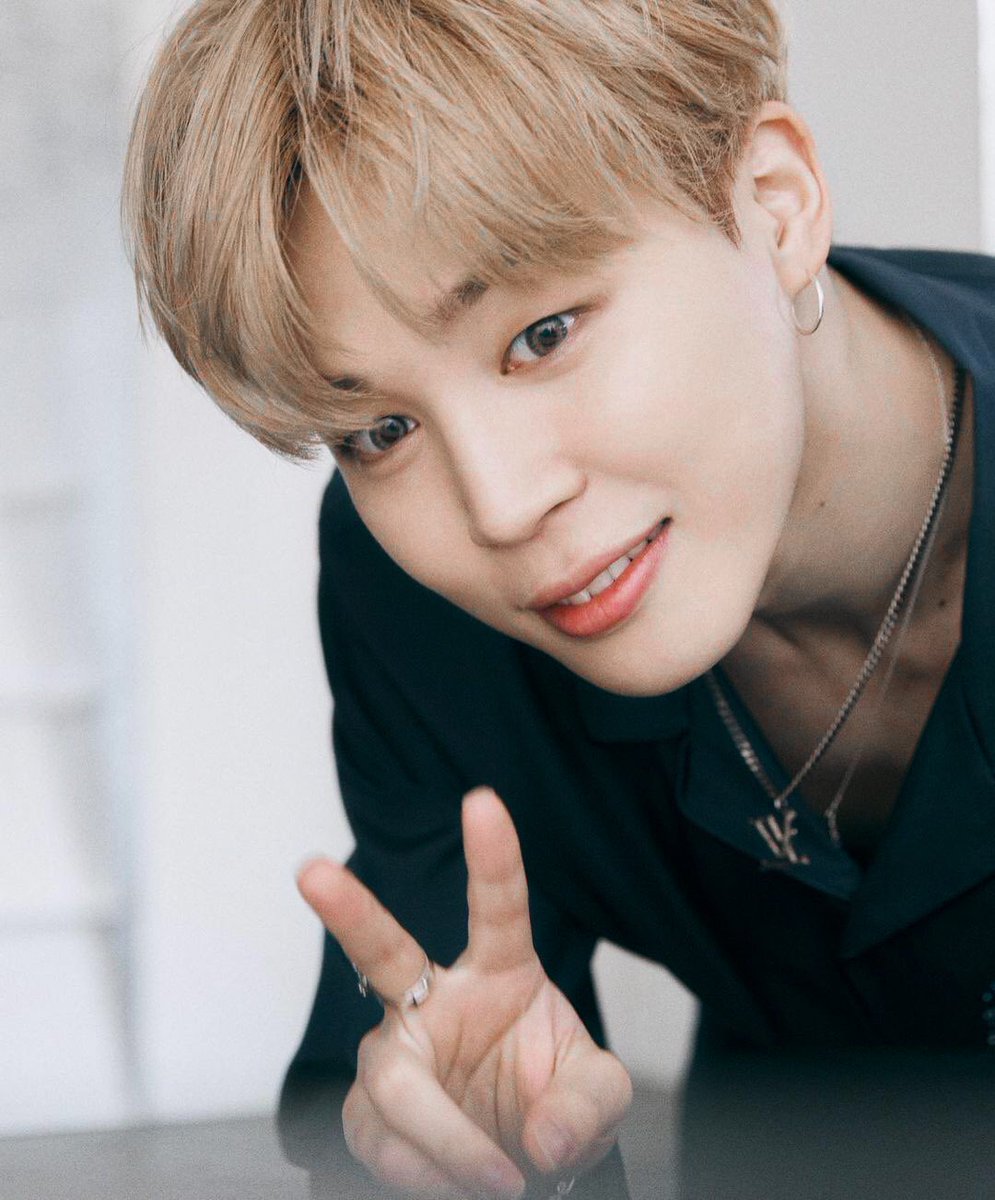 jmnsource's tweet photo. 📸 jimin x RollingStone https://t.co/NHn4zu0yMD