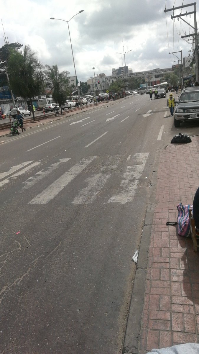 MyM42594015's tweet photo. Alguien por la Ramada que me diga donde es el Internet o zona de encuentros https://t.co/Kah6zJ7wYe