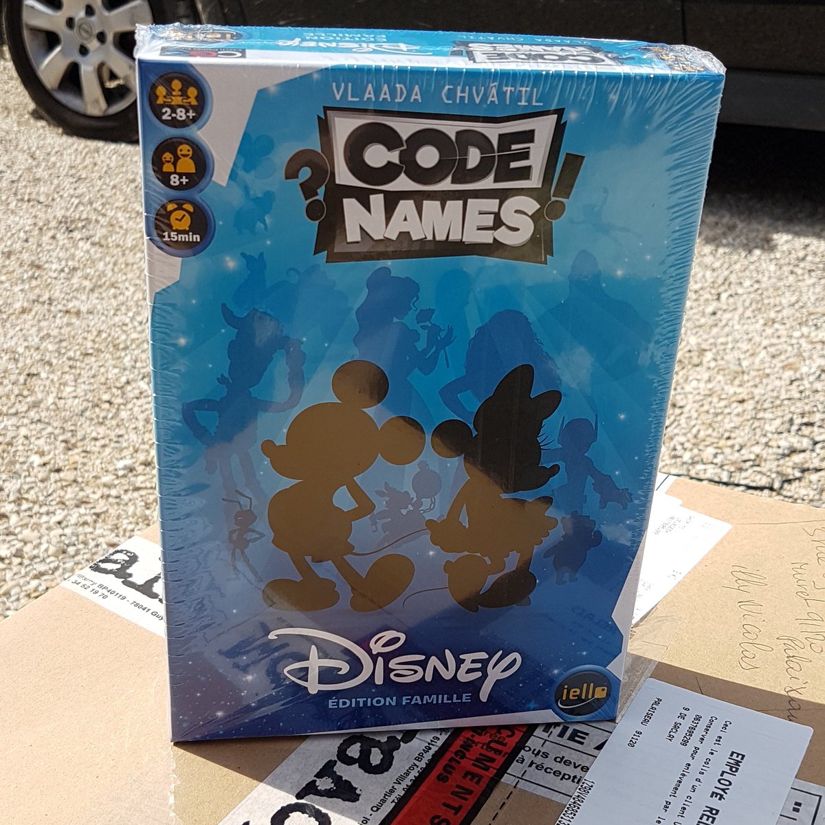 Jeux_Geek's tweet photo. Hello !
Le nouveau codenames Disney est disponible !
#codenames #disney https://t.co/p9oqA4nql8