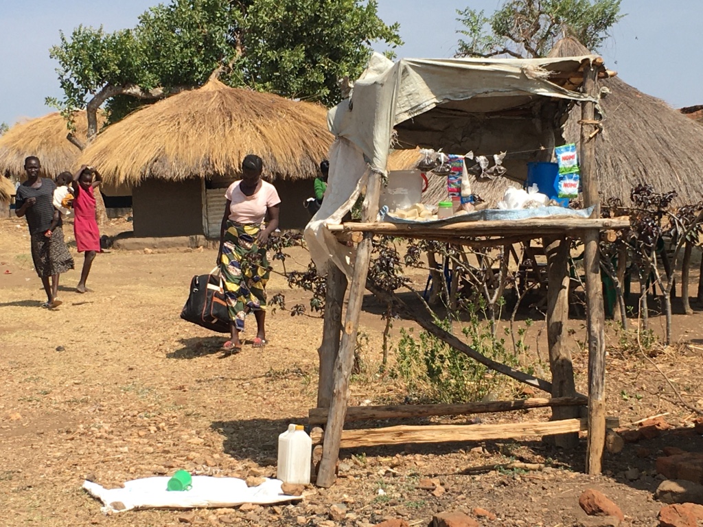 Bidibidi local #community is arguably patient &amp; understanding society. But their patience is under strain, now. They complain trucks passing through their community taking #humanitarian assistance to refugees are turning their roads nearly to impassable.crossbordernet.org/patience-under…