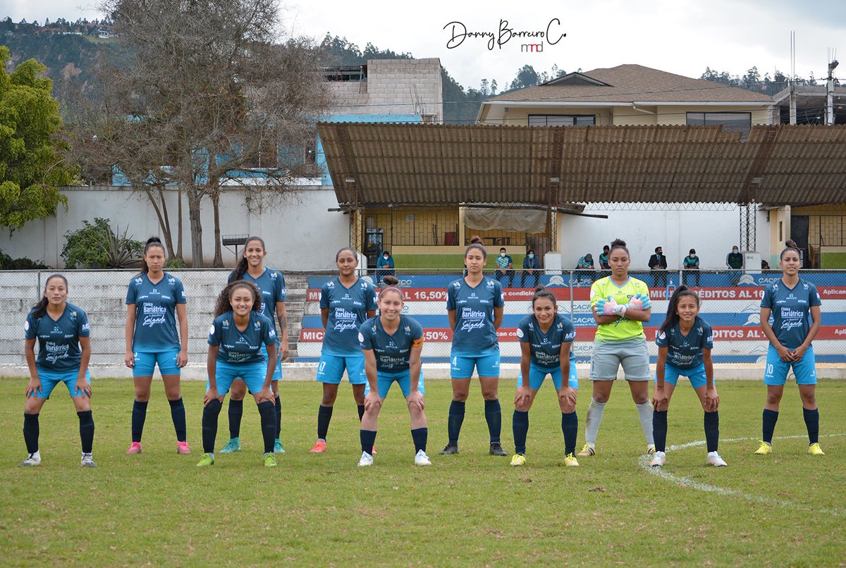 ¡Primera victoria de <a href="/EspuceFutbol/">Espucemásquefútbol</a>! 🍾🍾🍾

#ESPUCE: 1️⃣ ⚽ – #AcademiaJC: 0️⃣.

Paso a paso se acercan a la cima 🏆🥇 de la #SuperligaFemeninaDirecTV 📺.

¡Felicitamos a todas las jugadoras que dieron todo en la cancha! 💪👏.

#VamosPasajes🚌