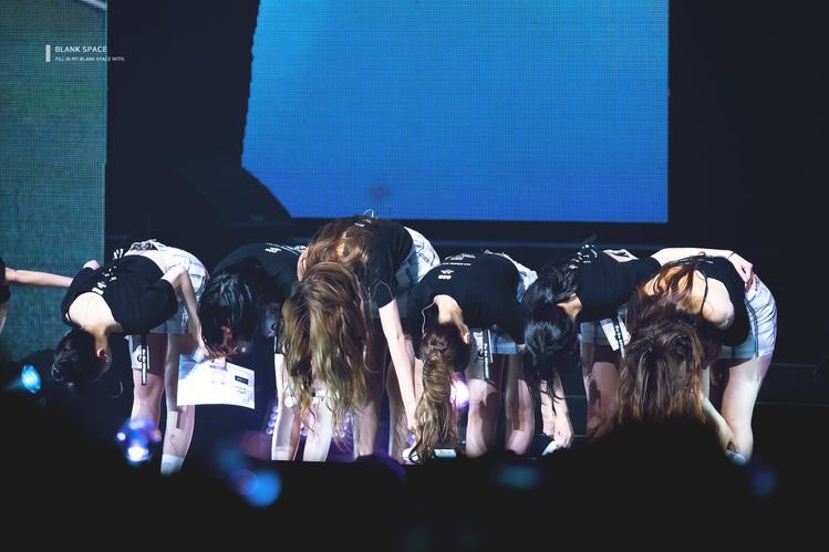 SinBloops7's tweet photo. “this has been GFRIEND thank you ♡”. https://t.co/2t7TEkosem