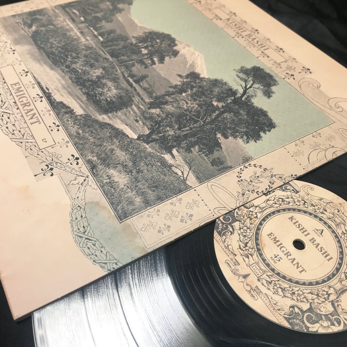 Joyful Noise (@joyfulnoiserecs) on Twitter photo .<a href="/Kishi_bashi/">ıɥsɐq ıɥsıʞ</a>'s 'Emigrant EP’ is now available in its physical form! We hope you love this fearless leap into modern americana as much as we do.
Indie Retailers ➥ lnk.to/EmigrantEP_LP-…
Order from JNR ➦ lnk.to/Emigrant-EPTW .<a href="/Kishi_bashi/">ıɥsɐq ıɥsıʞ</a>'s 'Emigrant EP’ is now available in its physical form! We hope you love this fearless leap into modern americana as much as we do.
Indie Retailers ➥ lnk.to/EmigrantEP_LP-…
Order from JNR ➦ lnk.to/Emigrant-EPTW