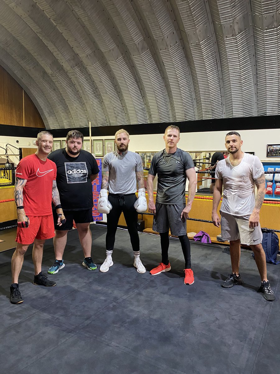 Good bag circuit this afternoon <a href="/Boxing1938/">Morrison Boxing</a> with <a href="/StephenMcgreec1/">Stephen</a> <a href="/jackmcnn/">Jack McCann</a> <a href="/M4r700/">Marzo</a> <a href="/allyblack90/">ally</a> and we’re on the mile laps in the morning🏃‍♂️💨💨💨