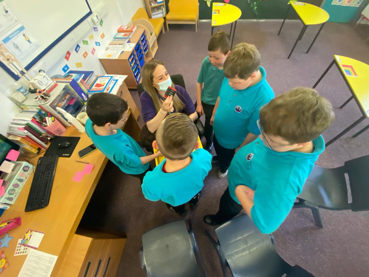 PhoenixHousePRU's tweet photo. Tokyo Class played #TheMemoryGame this morning and were so engaged they didn’t realise they were playing for 45 minutes! They worked as a team, remembered where different objects were placed and were respectful to their peers! #ThisisAP ⭐️🌈 https://t.co/7AJREdEvPg