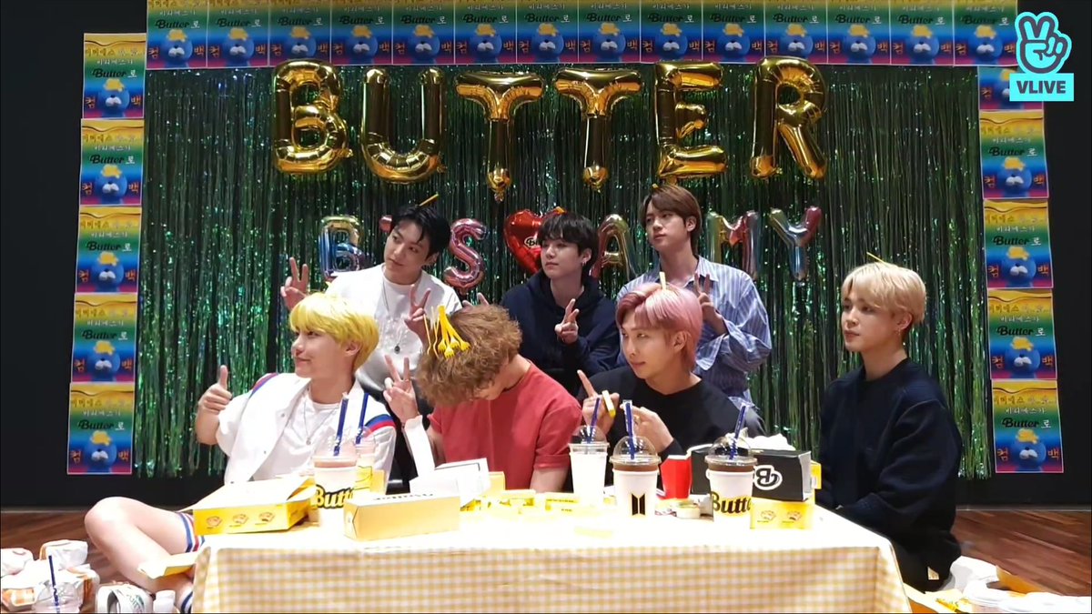 wlrn1238's tweet photo. 포크소년단 졸귀탱 ㅜㅜ😭💛💛

I’m voting @BTS_twt for #BBMAsTopSocial https://t.co/73UnzDHjSr